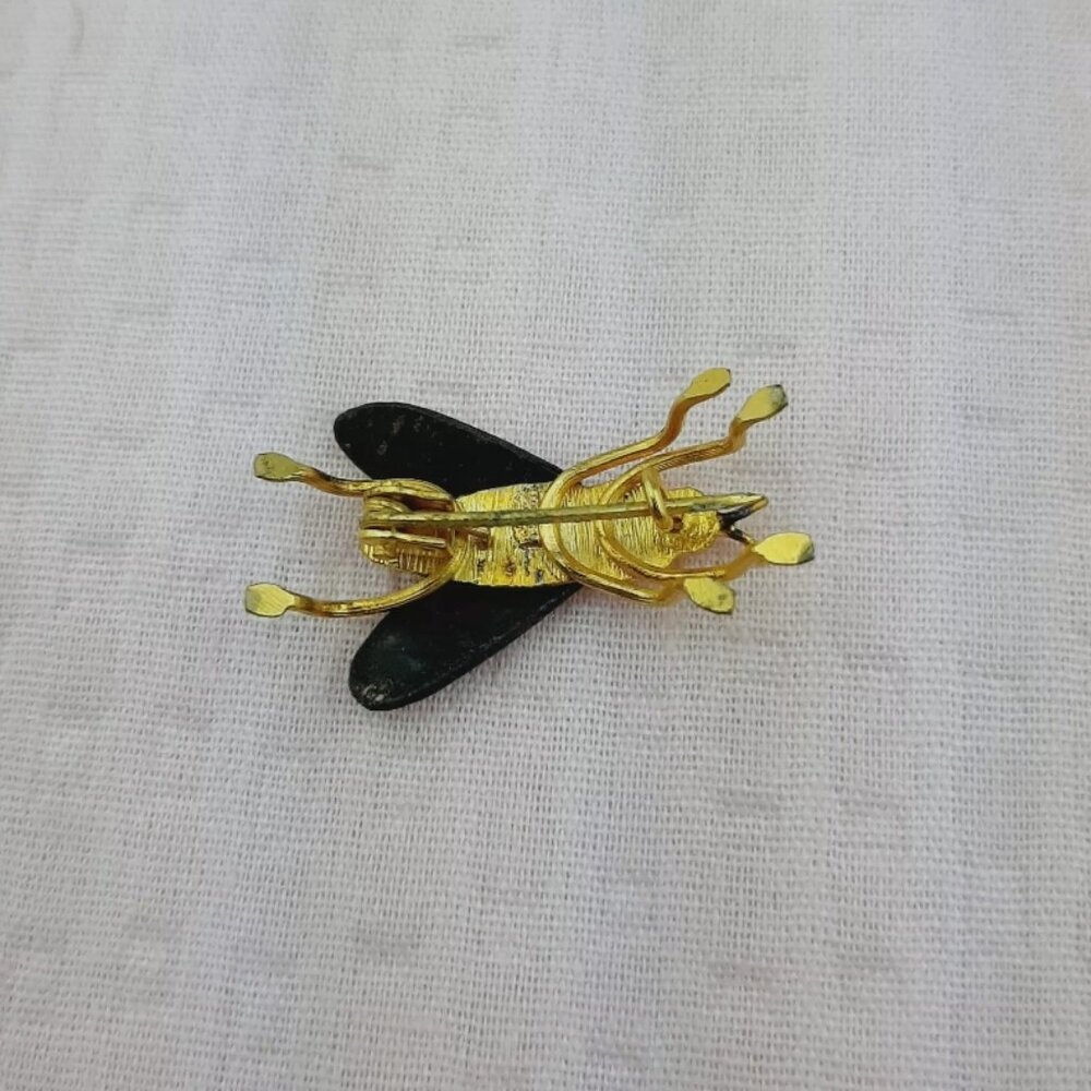 Vintage Damascene Art Spanish Fly Pin Brooch Bug Insect Gold Black Tone Small 1" - Picture 5 of 5